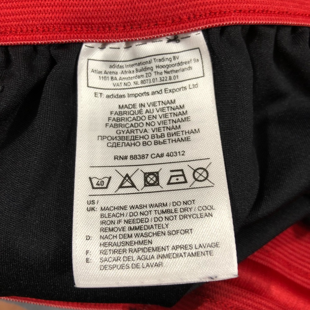 Addias Climalife running shorts  M/L - Picture 5 of 7